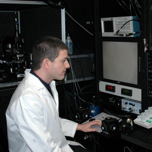 Gregory Schwartz in the lab
